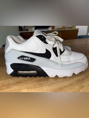 2016 Nike Air Max 90 LTR GS White Black Wolf Grey 5.5Y / Women's
